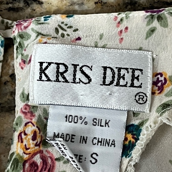 VINTAGE KRIS DEE 80s SILK SATIN MICRO FLORAL BLOUSE  CREAM S HAWAII PREPPY MICRO - Picture 7 of 8